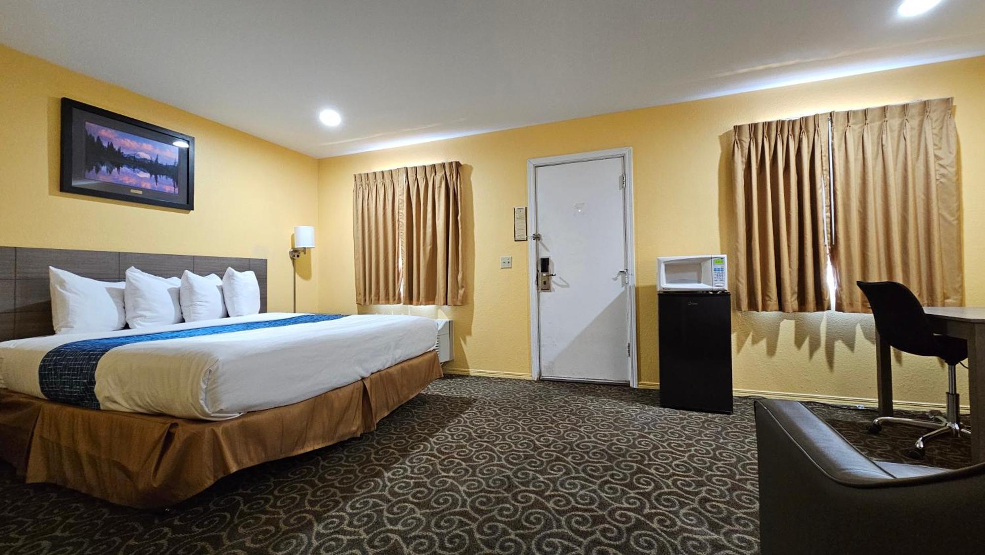 Travelodge By Wyndham Уэнатчи Экстерьер фото