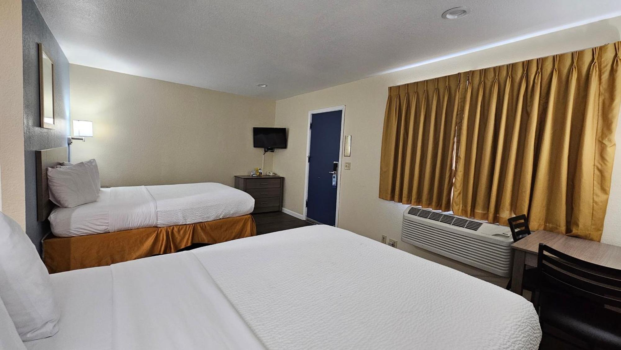 Travelodge By Wyndham Уэнатчи Экстерьер фото